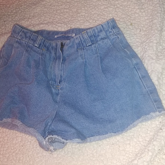 shorts - Picture 4 of 4